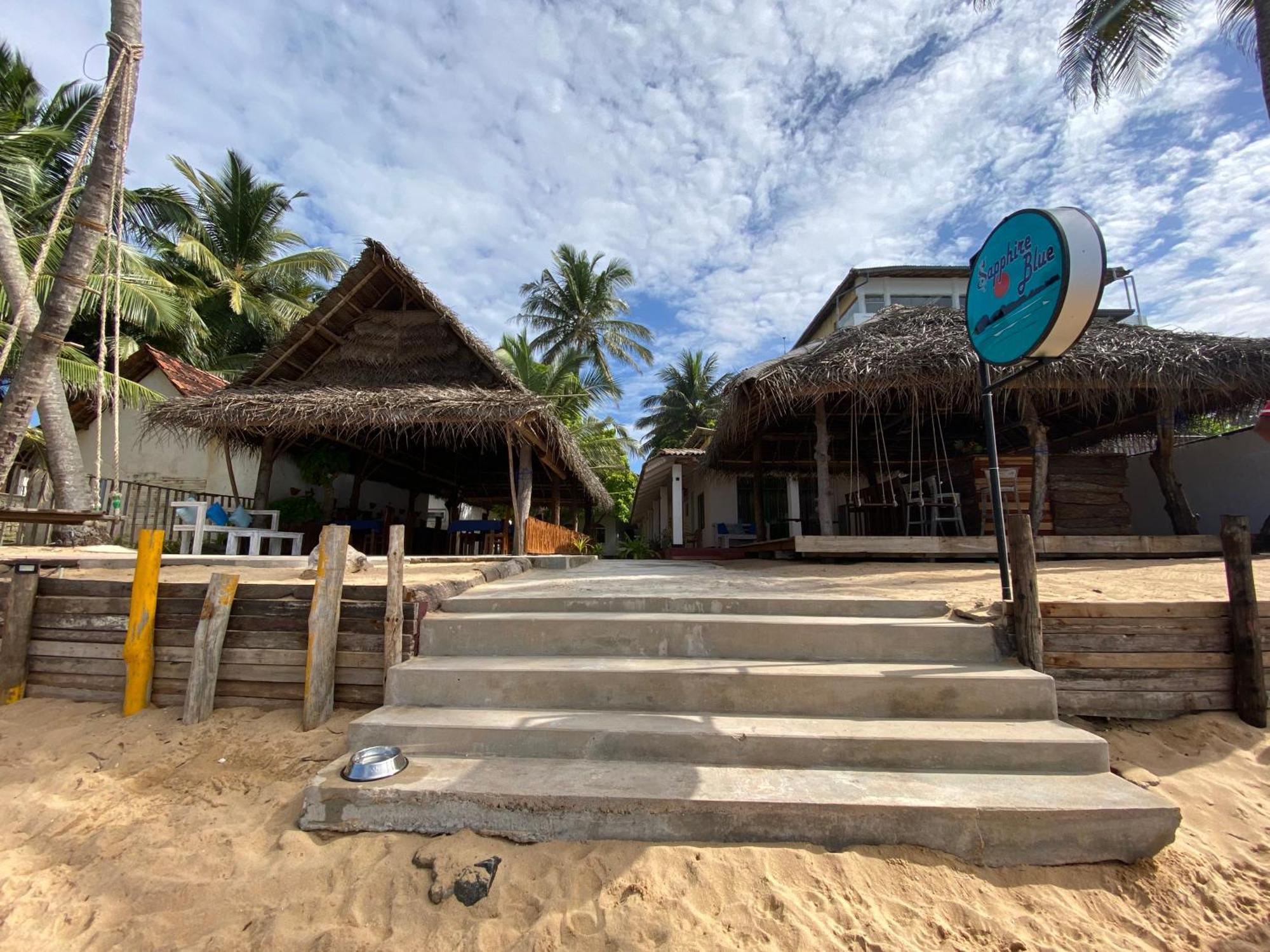 Sapphire Blue Hotel Hikkaduwa Exterior photo